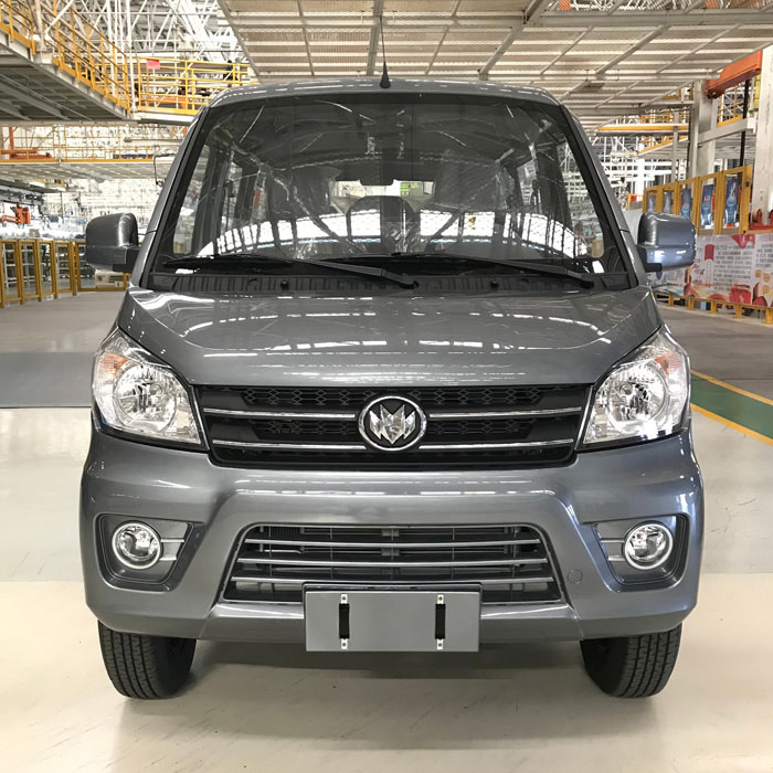11 He aha nā mea maikaʻi o Seats M70L EV Electric Minivan?